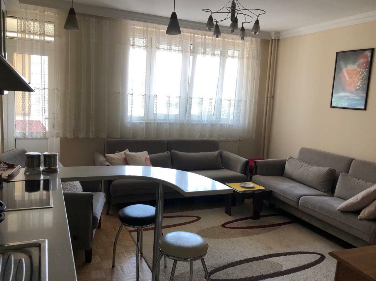 Ulpiana Apartment Pristina Eksteriør billede